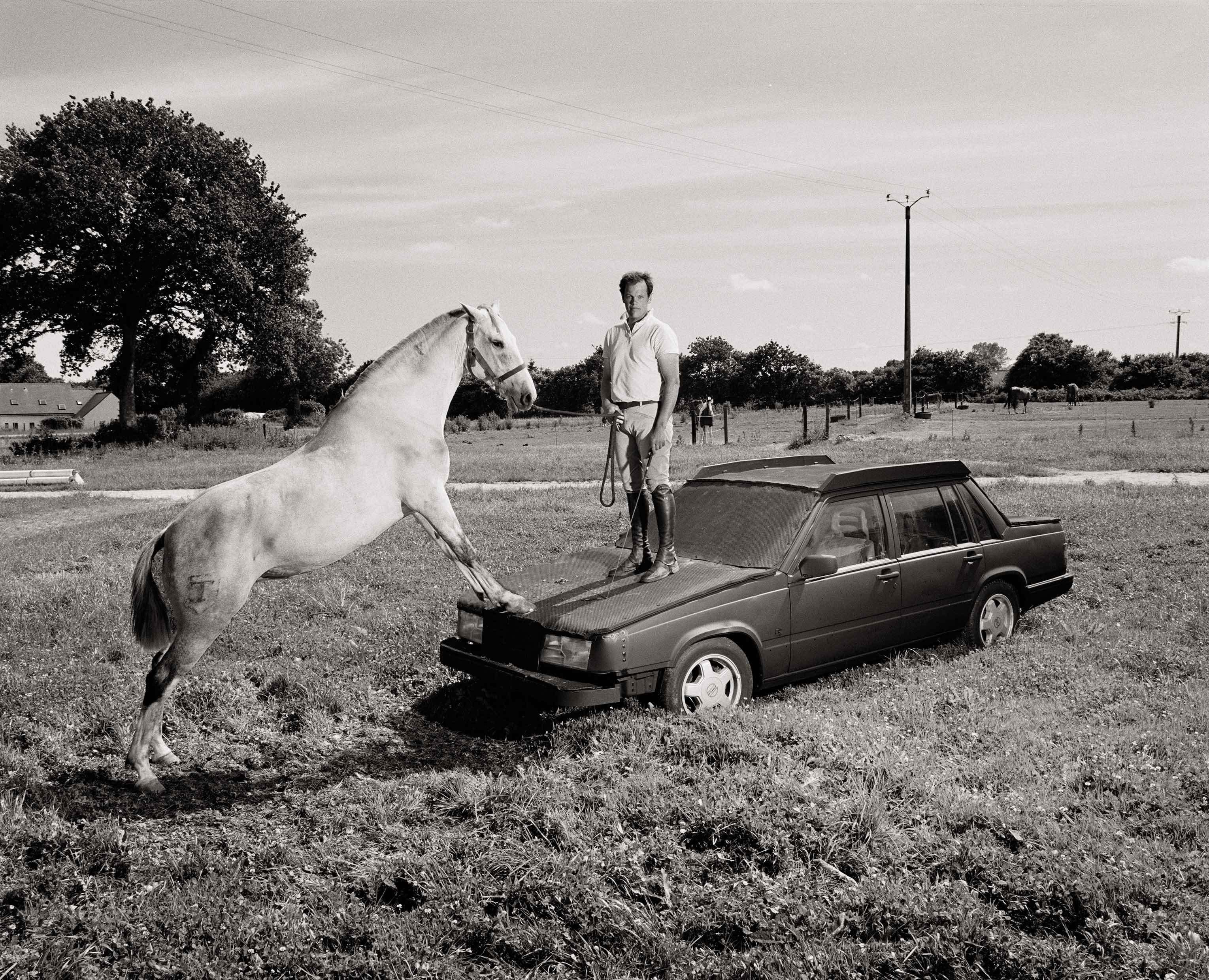 Parade #15, 2019 © Mark Neville