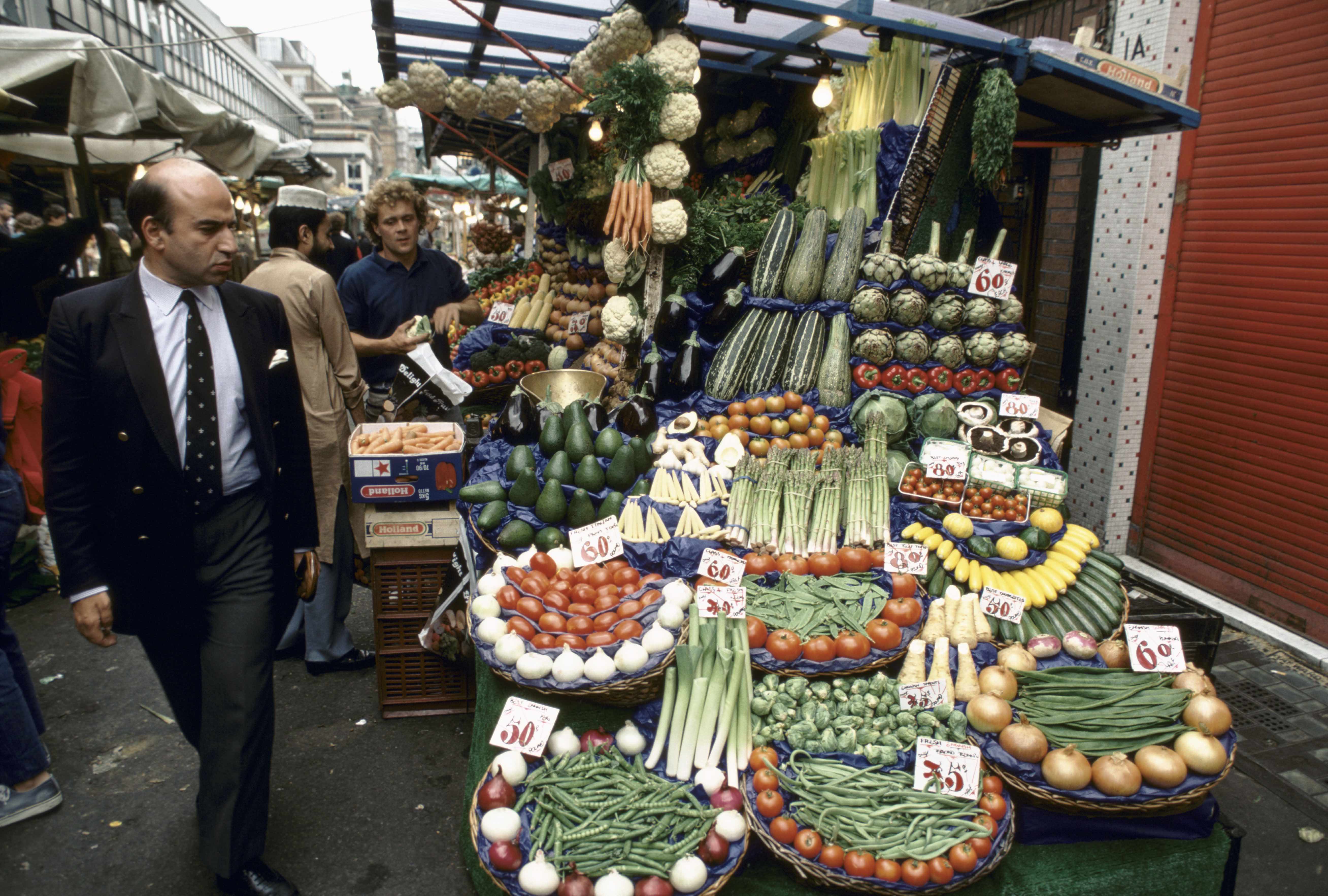 Berwick Street Market, c. 1980, Bazza / Alamy Stock Photo