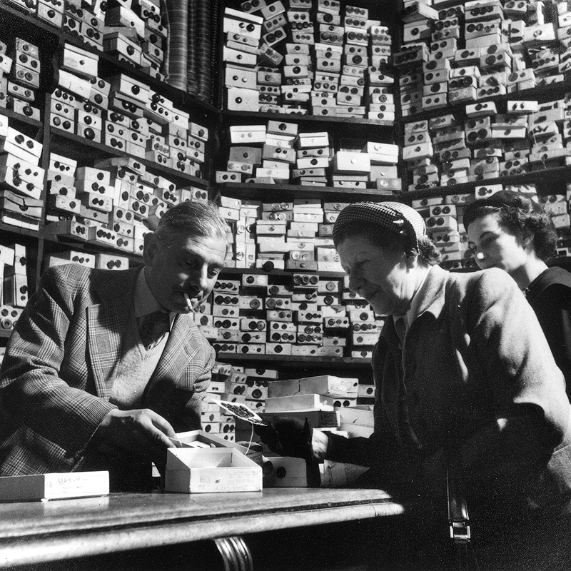 Piccadilly Button Shop, 1953