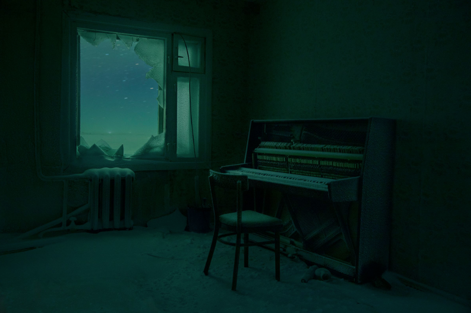 Photo: From the series Dikson © Evgenia Arbugaeva Courtesy the artist and The Photographers’ Gallery