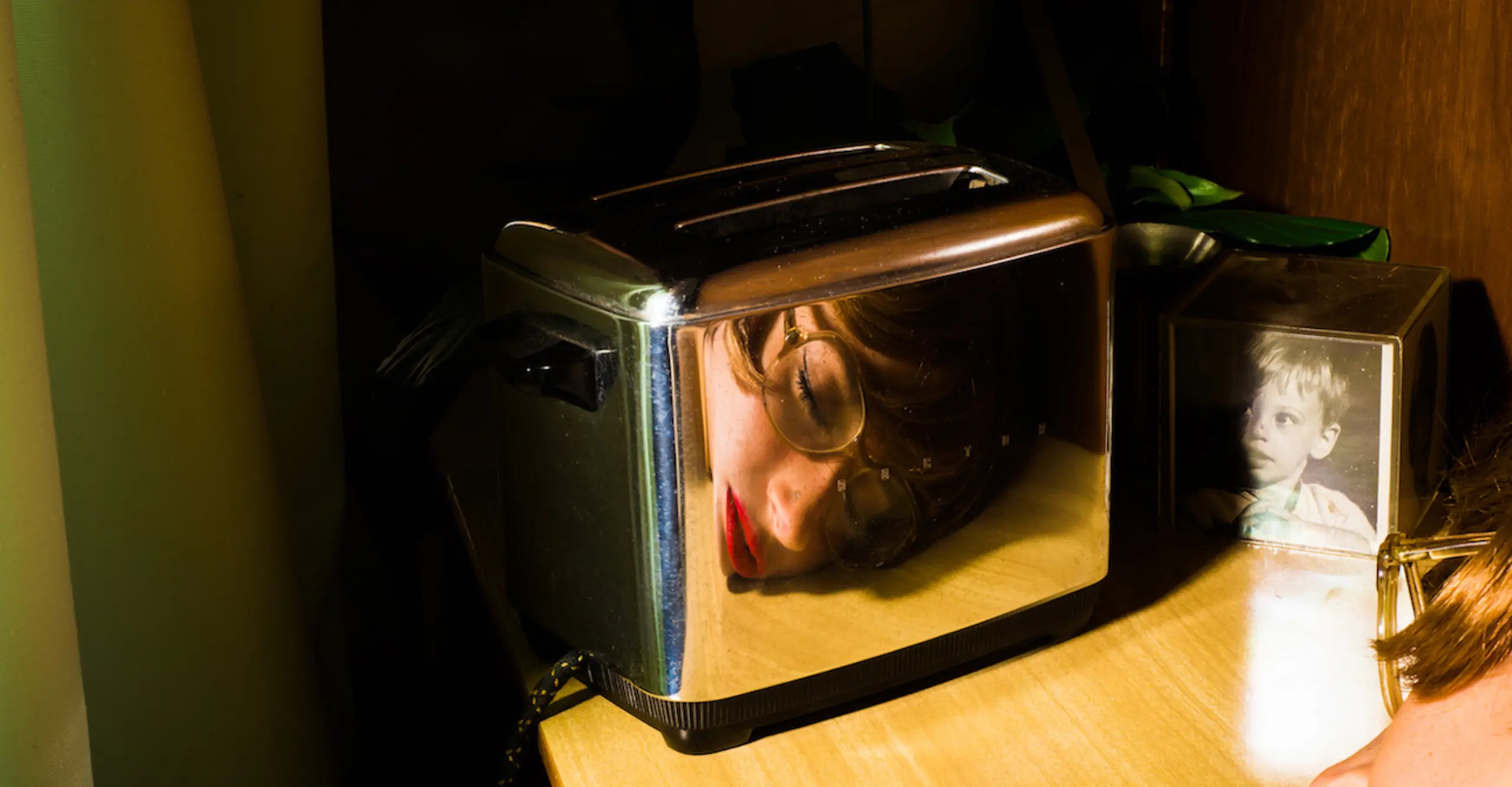 Toaster (self portrait), 2016 © Tania Franco Klein