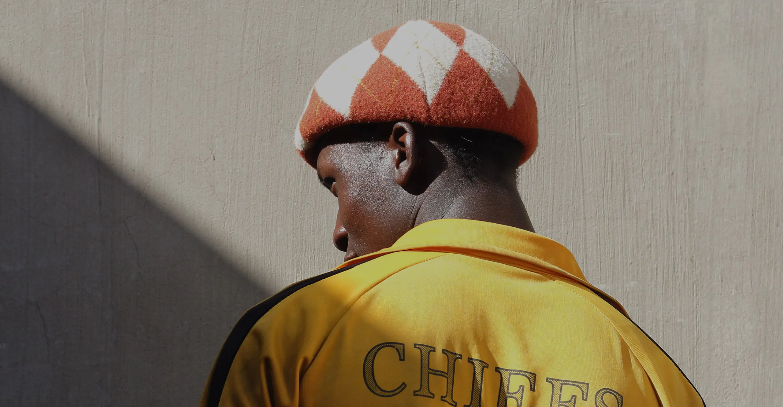 Nonzuzo Gxekwa	Untitled (Yellow Jacket)	2020	 © Nonzuzo Gxekwa / Courtesy of THK Gallery