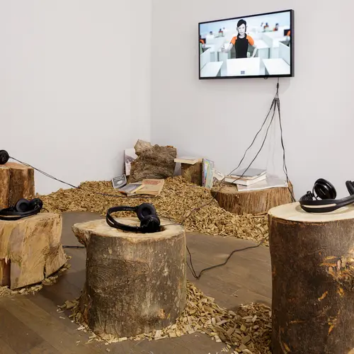 All I Know Is What's On The Internet. Installation Image © Kate Elliot, 2018