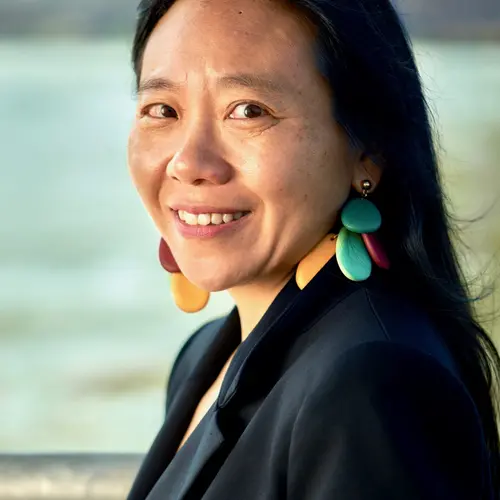 Portrait photo of writer and artist Xiaolu Guo