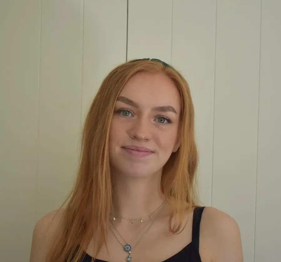 Head and shoulders portrait of Amber Hawyard