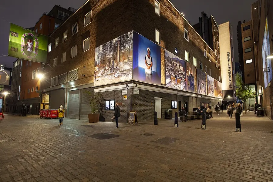 Installation of Gideon Mendels' Fire/ Flood, 2022