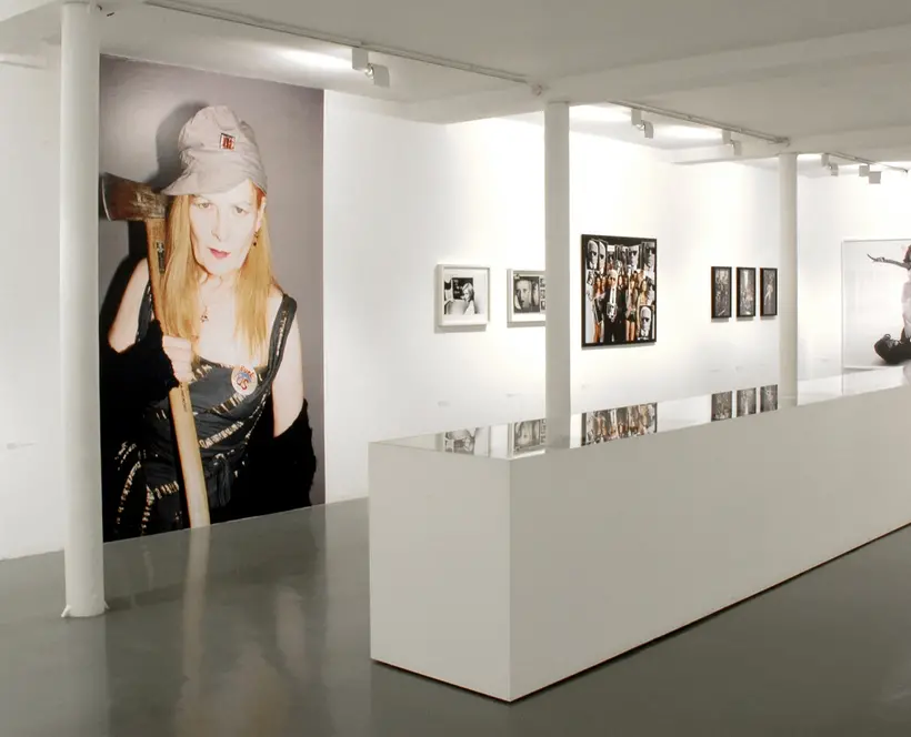 Installation Image - Fashion in the Mirror: Self-Reflection in Fashion Photography, 2008